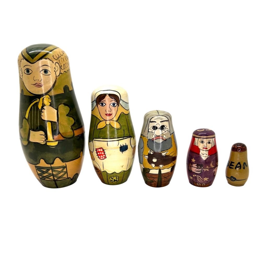 Nesting Dolls & Pot Of Beans 5 pcs Villagers